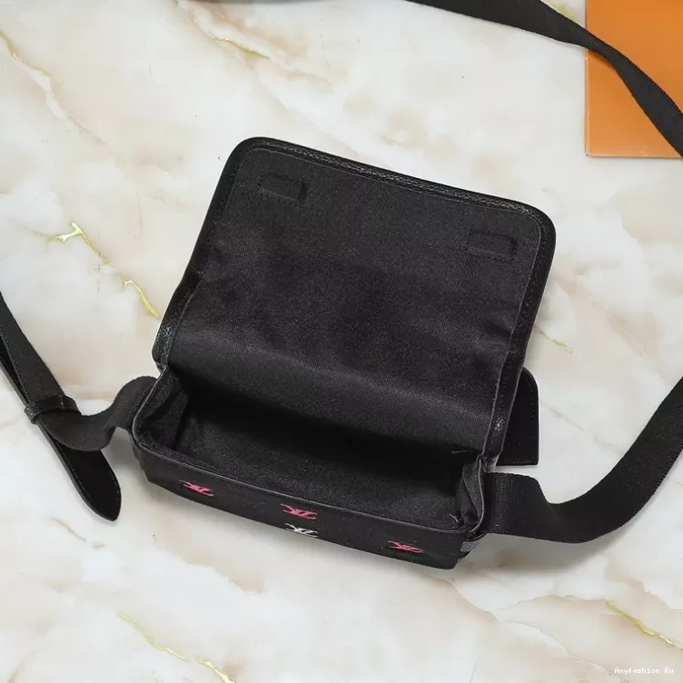 1974 Messenger Vuitton Women For Louis Popular Bags 0307